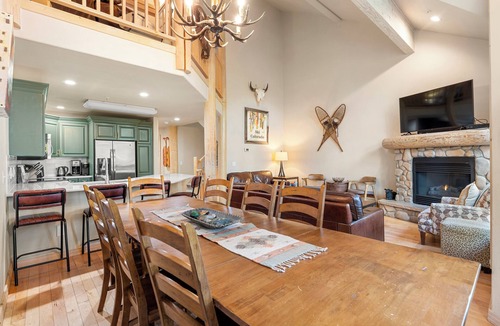 Four O'Clock House | Private Hot Tub, Walk to Chairlift/Main St/Hiking