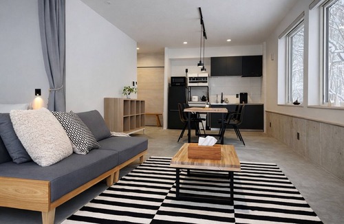 Niseko Apartment | Private Mountain Villa in Niseko | Nordic Sauna | 5 min Drive to Ski Resorts