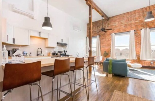 Pueblo Apartment | Pueblo’s Lofty Retreat