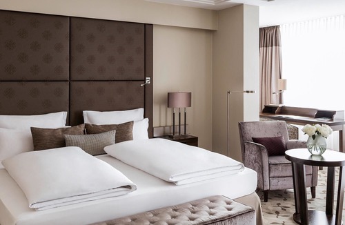Alte Heide-Hirschau Hotel | Pullman Munich
