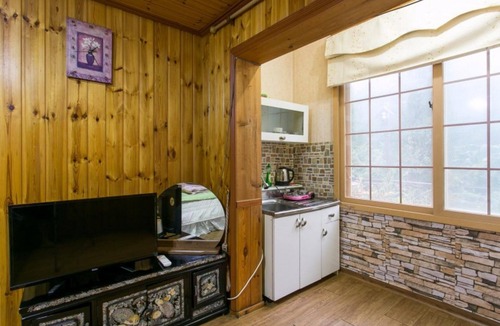 Bongpyeong House | Pyeongchang Bongpyeong Moolsori Pension