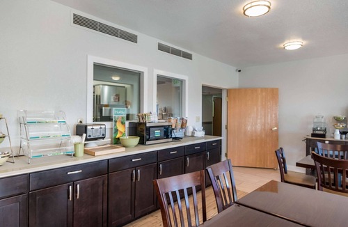 Pueblo West Hotel | Quality Inn & Suites Pueblo West