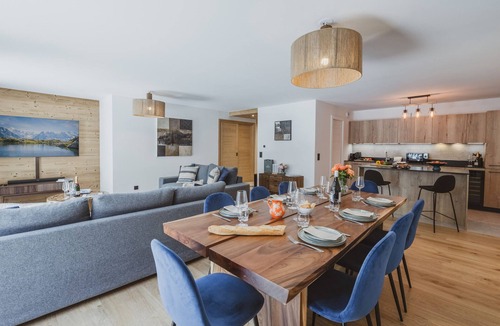 Argentiere Apartment | Quiet apartment in Argentière center - 6 guests