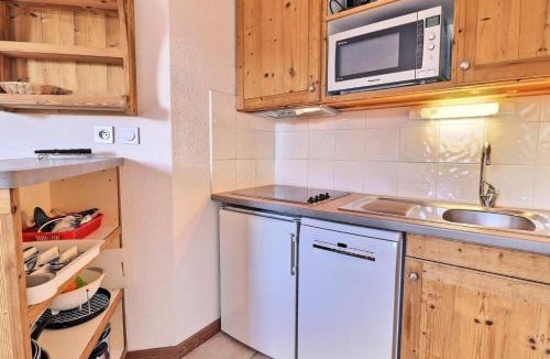 La Perriere Apartment | Résidence Grand Bois A - CONFORTABLE 2 PIECES + CABINE, SKIS AUX PIEDS ET PROCHE DES COMMERCES MAE-2014