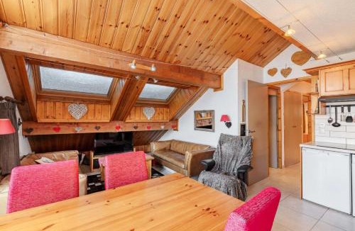 Meribel Apartment | Résidence La Vizelle - Appartement 4 pièces cabine 6 personnes situé à Meribel altitude 1600 proche des pistes et des commerces MAE-8961