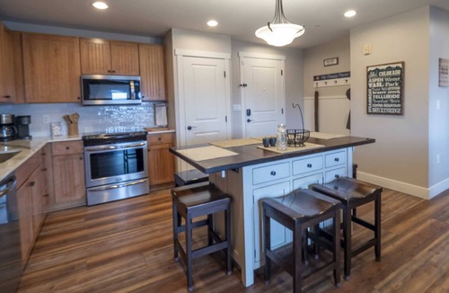 Silvercreek Condo | Rare 3 bedroom in Base Camp One - Ski-In/Out