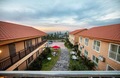 Aewol House | Red Clay Pension
