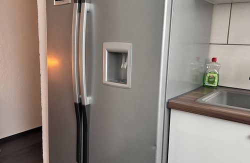 Bendorf Apartment | "Red Silence" design suite/experience apartment/vacation apartment/accommodation