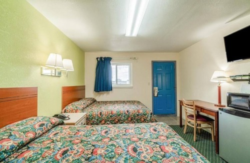 Boise City Hotel | Relax in a 2-Room Retreat Near Top Oklahoma Panhandle Attractions and Dining