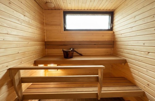 Kannus House | Relaxing Riverside House with Sauna & Fireplace