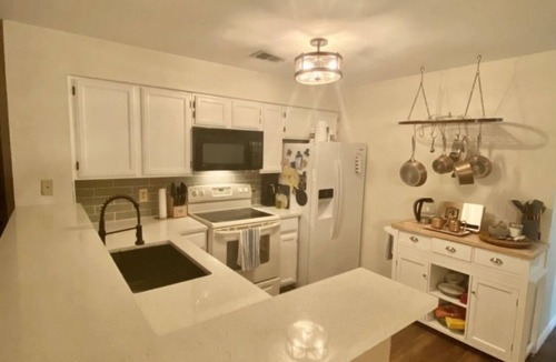 Gunbarrel Condo | Remodeled Condo 2 BDR/2BA + Loft office, pool/hot tub