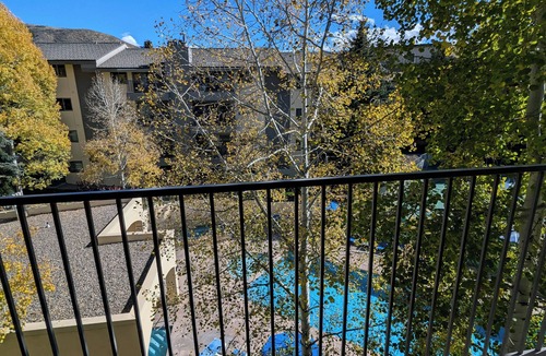 Avon Condo | Remodeled Condo w/FREE WiFi, Parking, Heated Pool, Hot Tubs, Skier Shuttles