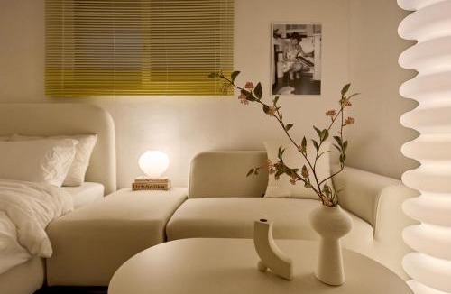 Dogok-dong Apartment | #Renewal Sale # 강남 # 양재역 도보3분 # 공항버스 도보2분 # 무료짐보관 # 장박픽업