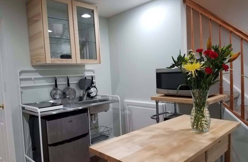 Sixth Ave West Apartment | Renovated 2BR flat near Red Rock/Rocky Mt/DT-15min