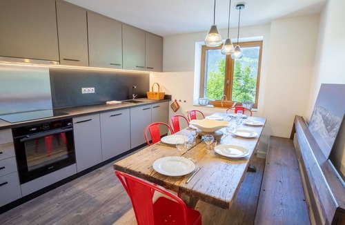Les Allues Ski Chalet | Renovated chalet with fireplace and covered parking in a quiet area