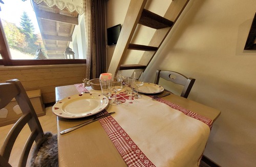 Les Gets Apartment | Renovated mezzanine studio with parking, near center