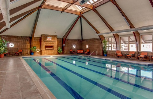 Frisco House | Renovated Mountain Retreat with Shared Hot Tub & Pool - Walk to Dillon Reservoir