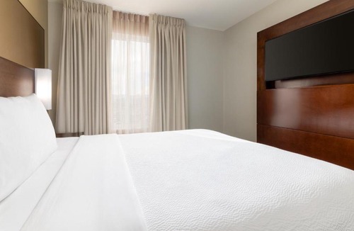 Northfield Hotel | Residence Inn by Marriott Denver Central Park