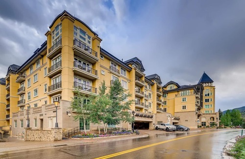 Vail Condo | Ritz Carlton Vail, walk to Gondola, rec area, lap pool, ski concierge