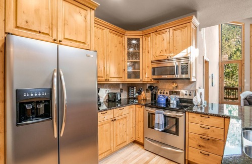 Estes Park House | River Rock Retreat – Townhome on Fall River, Near RMNP Entrance – EV #6032