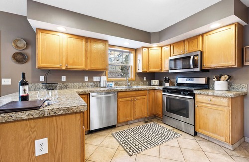 Gypsum House | Riverfront - Single Family Home - Private Hot Tub - Fishing/Rafting/OHV/Skiing!