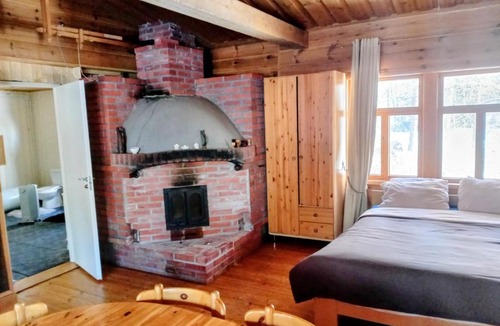 Aanekoski Ski Chalet | Riverside Cottage Äänekoski Sauna Hot Tub Northern Lights