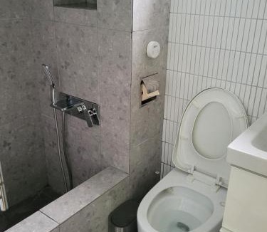 Hapjeong-dong House | Riverside stay