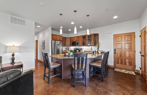 Moab Condo | Robber’s Roost Westward | Downtown Moab Condo | Walk to Restaurants & Shops