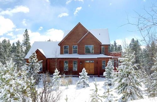 Leadville House | 'Rocky Bear Lodge' on 2 Acres Near Turquoise Lake