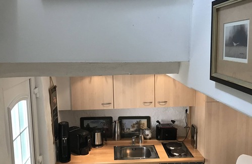 Etzhorn Apartment | Romantisches Apartment im Reetdachhaus