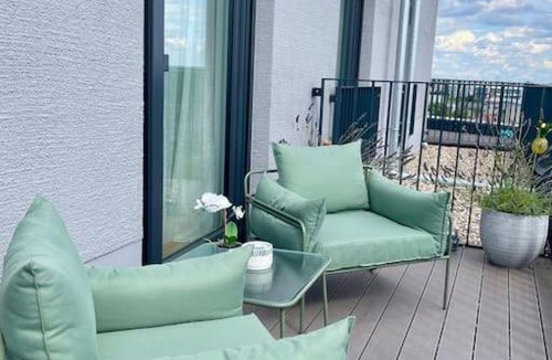 Schoenefeld Apartment | Rooftop Apartment,Business trip,Fast Internet