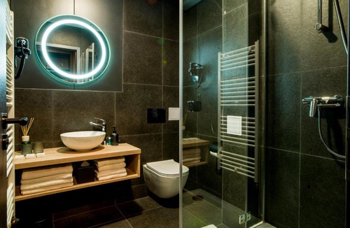 Petrska ctvrt Hotel | Rooftop Planet Prague Hotel