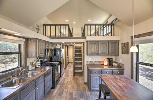 Pagosa Hills House | Roomy Pagosa Springs Tiny Cabin: 1 Mi to Downtown