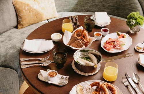 Kreuzviertel Hotel | Rosewood Munich