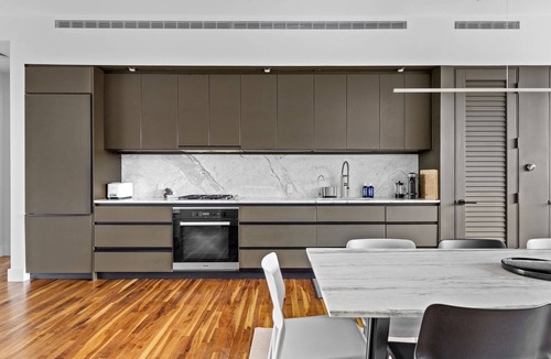 Greenpoint Apartment | Rove Travel | Leonard | 2BR PH Loft McCarren Park