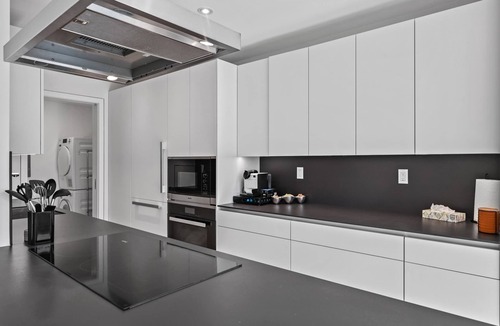 Bloomingdale Apartment | Rove Travel | Riverbank III | 3BR UWS PH w/Terrace