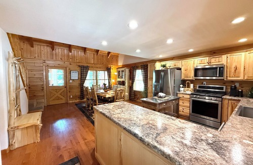 Florissant Cabin | Rudy's Cabin - Family-Friendly Mountain Retreat