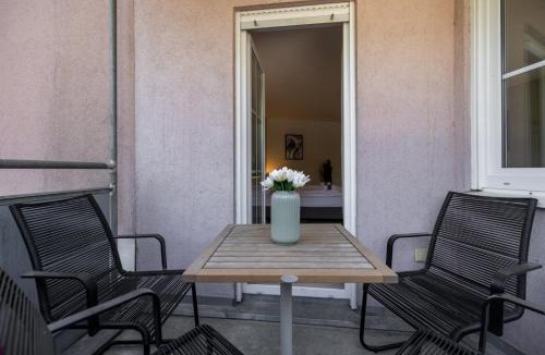 Heuchelhof Apartment | Ruhige Ferienwohnung mit Terrasse am Rande von Würzburg
