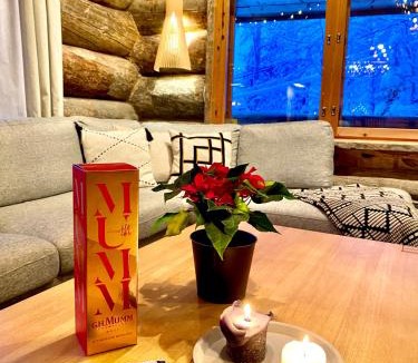 Rukatunturi Villa | Ruka View, 4BDR spacious chalet, perfect for families, walk to slopes, Family Park, National Park, Bike Park - Lapland Villas