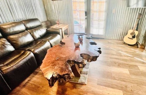 Security-Widefield House | Rustic 2BR Den 15min to Downtown, 7min to Airport!