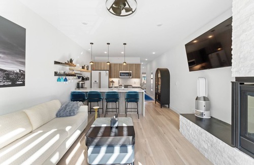 Willow Grove Apartment | Rwc635s1