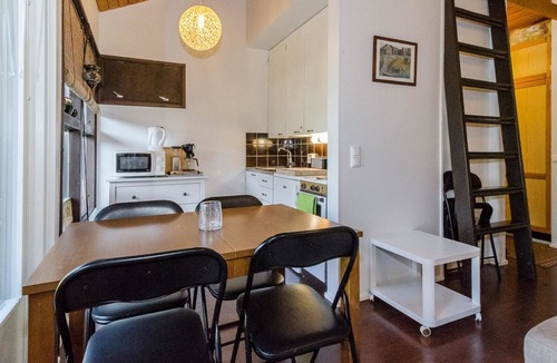 Bomba House | Säästöloma 5 c 10 by bomba by Interhome