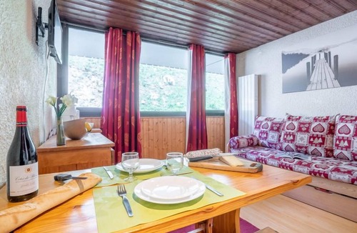 Val-Thorens Apartment | Sérac B4 by Interhome