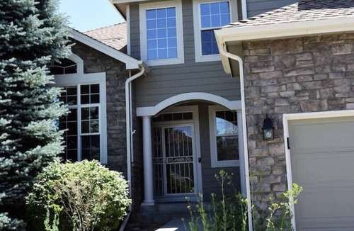 Aurora House | Saddle Rock Golf In Cherry Creek District/Southlands Malls