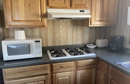 Estes Park Hotel | Saddle & Surrey Motel