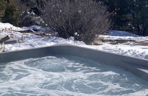 Spanish Valley Cabin | Sagewood Cabin @ Whispering Oaks, 20 miles from Moab!