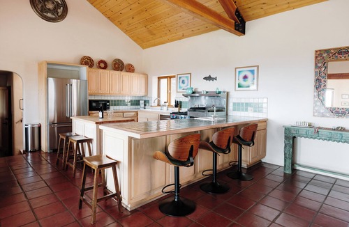 Arroyo Seco Cabin | Salto Retreat, Valley Views, HotTub, Patio, Hiking