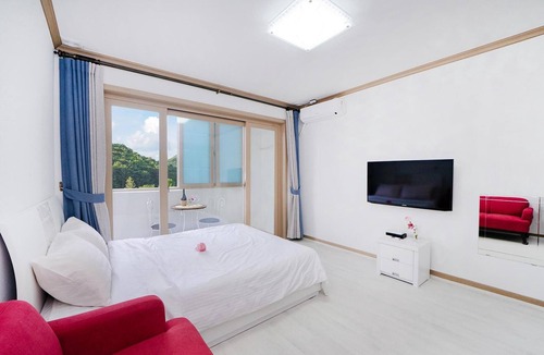 Samcheok House | Samcheo Happy House Pension