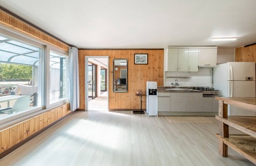Donghae House | Samcheok Bongsuni-unni Pension
