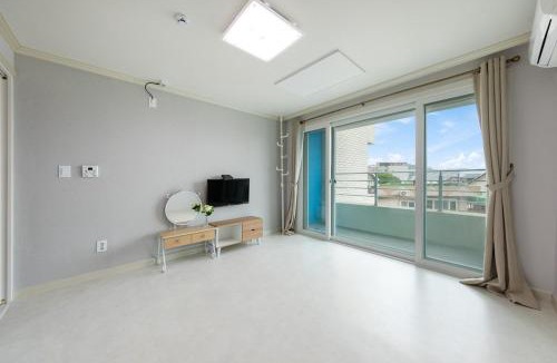 Samcheok House | Samcheok Jangho Good Morning Pension